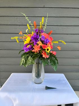 712-179-Coral, purple and sunflower cemetery vase(33)